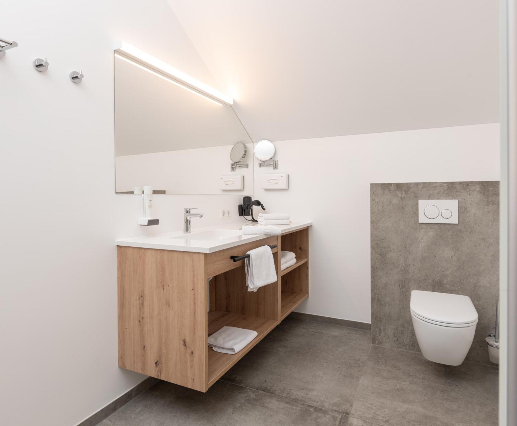 Hotel Schoenberger Nussdorf am Attersee Luaran gambar