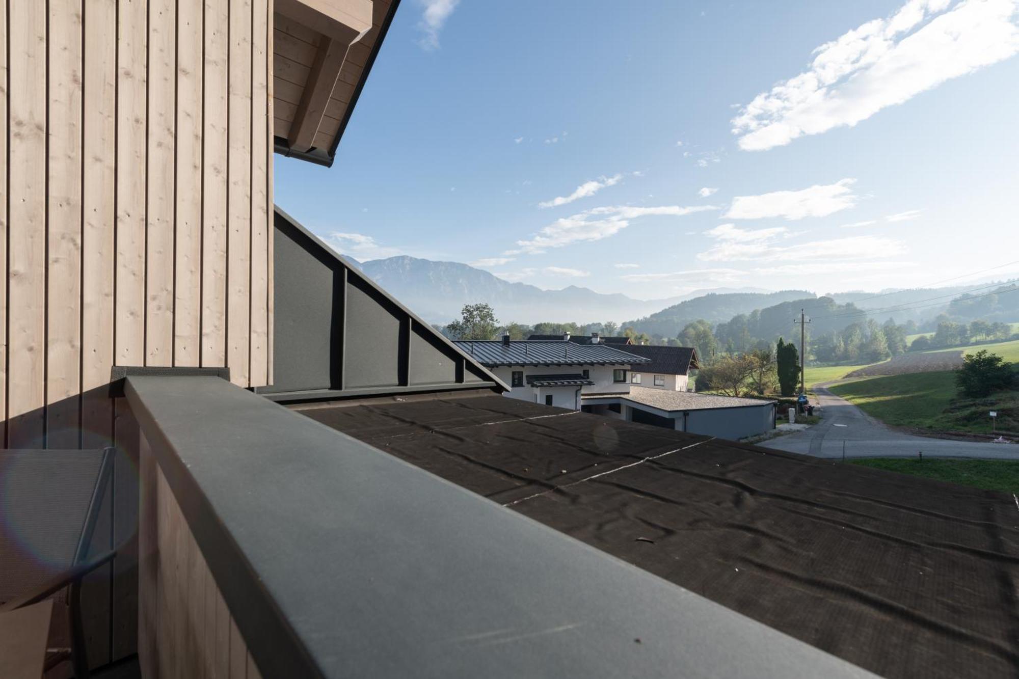 Hotel Schoenberger Nussdorf am Attersee Luaran gambar
