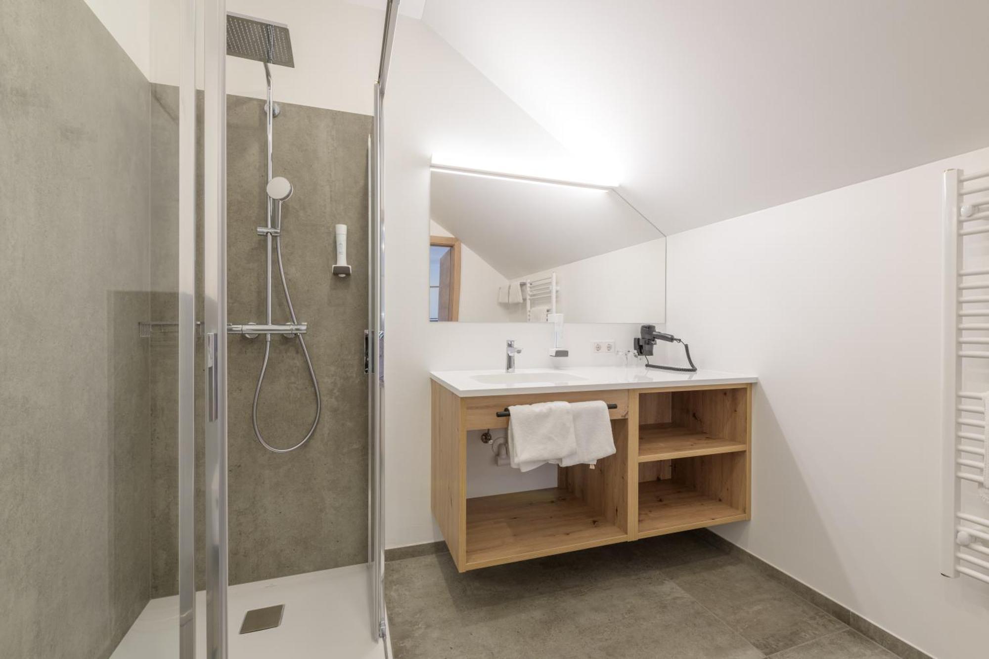 Hotel Schoenberger Nussdorf am Attersee Luaran gambar